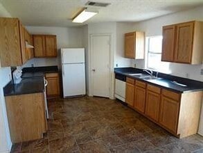 3108 Spenrock Ct in Denton, TX - Building Photo - Building Photo