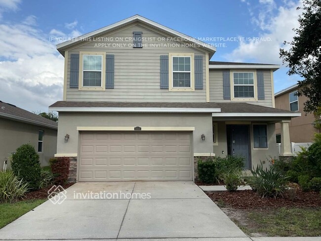 property at 11618 Warren Oaks Pl
