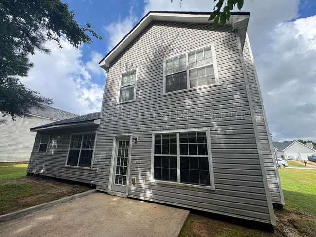 1618 Village Pl Cir NE in Conyers, GA - Building Photo - Building Photo