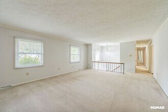 16 Brushwood Rd in Asheville, NC - Building Photo - Building Photo