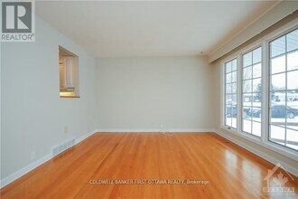 74 Hilliard Ave in Ottawa, ON - Building Photo - Building Photo