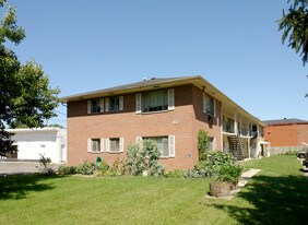 10 Indian Springs Dr Apartments