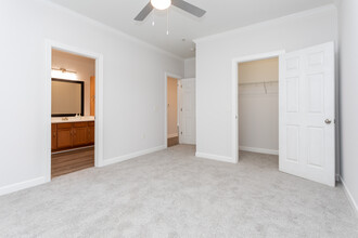 Bellingham Park in Wilmington, NC - Building Photo - Interior Photo