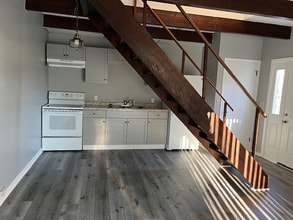 160 Logan Rd, Unit 4C in Dillsburg, PA - Building Photo - Building Photo