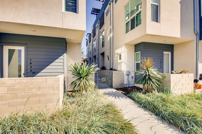 1025 30th St in San Diego, CA - Building Photo - Building Photo