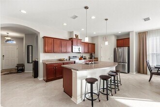 9043 41st St E in Parrish, FL - Foto de edificio - Building Photo