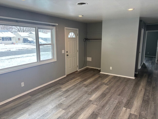 property at 1931 Morris Ave NE