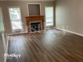 3271 Twelve Oaks Blvd in Clarksville, TN - Building Photo - Building Photo