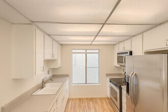 4209 Summertime Ln in Culver City, CA - Building Photo - Building Photo