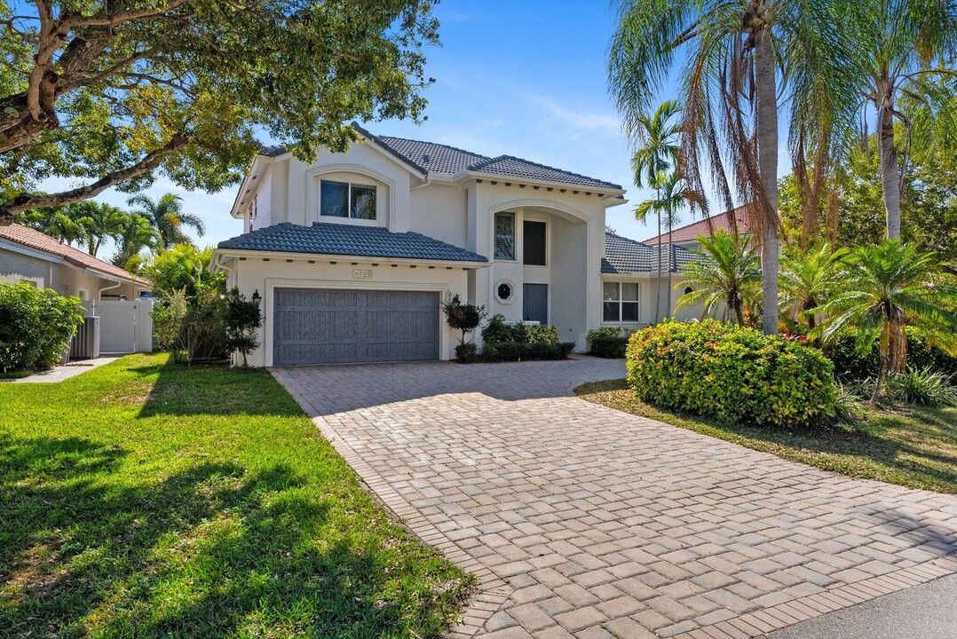 6135 Vista Ln in Boca Raton, FL - Building Photo