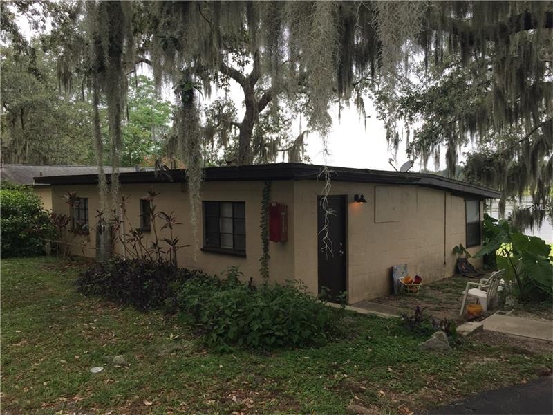 8105 W Colonial Dr in Orlando, FL - Foto de edificio