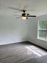 305 W Peachtree Ave in Foley, AL - Foto de edificio - Building Photo