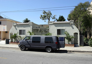 1253 W 39th St in Los Angeles, CA - Building Photo - Building Photo