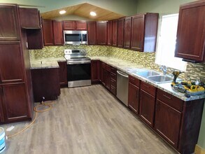 307 N Mary St in Parkston, SD - Foto de edificio - Building Photo