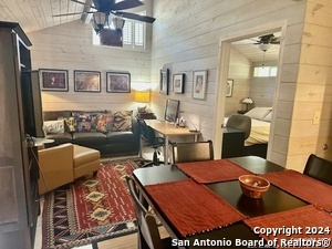 535 E Craig Pl-Unit -CASIT in San Antonio, TX - Building Photo
