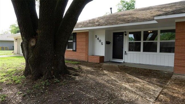 5405 W 43rd St in Houston, TX - Building Photo - Building Photo