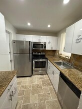 2775 Taft St in Hollywood, FL - Building Photo - Building Photo