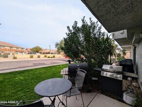 18239 N 40th St in Phoenix, AZ - Building Photo - Building Photo