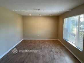 2194 Oak Grove Dr in Clearwater, FL - Foto de edificio - Building Photo