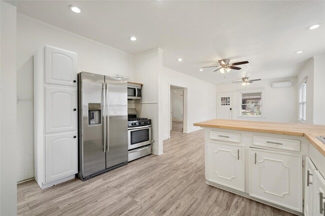 property at 1109 Gargan St