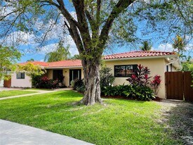 21235 NE 19th Ct in Miami, FL - Building Photo