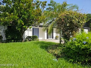 120 Bermuda Ct in Palm Valley, FL - Building Photo - Building Photo