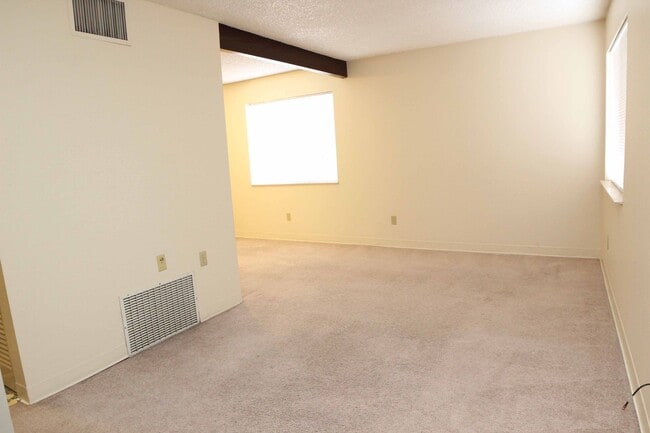 1705 Heatheridge Rd in Fort Collins, CO - Building Photo - Building Photo