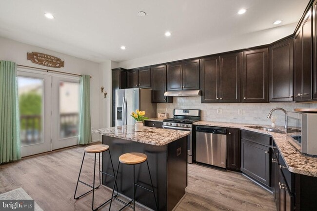 property at 15981 Marsh Pl