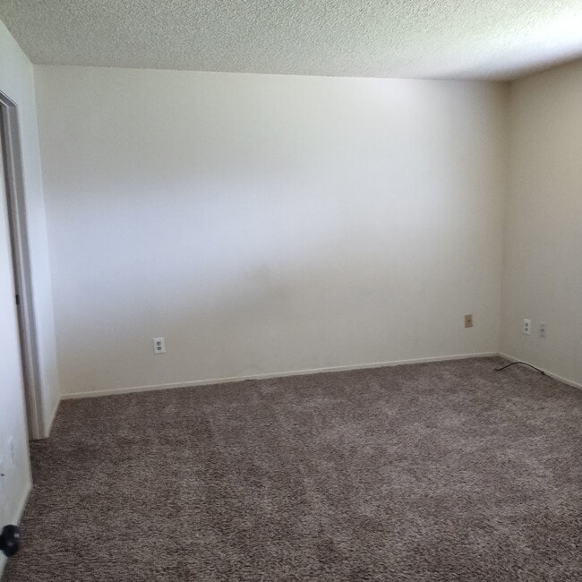 3524 Sedona Way in Bakersfield, CA - Building Photo - Building Photo