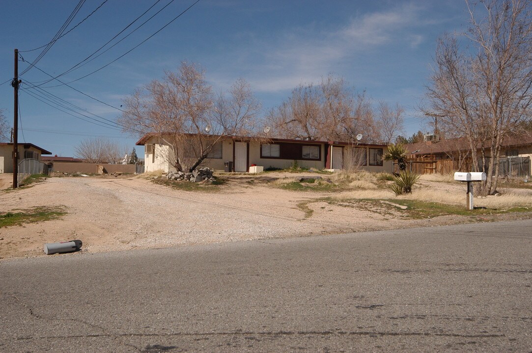 15348 Condor Rd in Victorville, CA - Building Photo