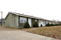 Cottage Apartments in Evansville, IN - Building Photo - Building Photo