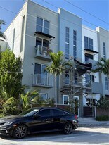 3455 NE 5th Ave in Oakland Park, FL - Building Photo