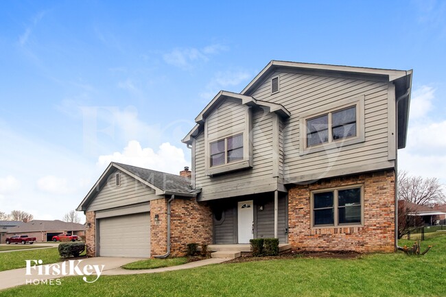 458 Pebble Way in Greenwood, IN - Building Photo - Building Photo