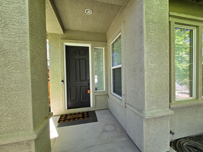 2939 Astronomer Way in Sparks, NV - Building Photo - Building Photo