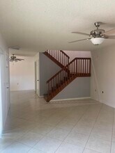 222 Live Oak Ln in Boynton Beach, FL - Foto de edificio - Building Photo