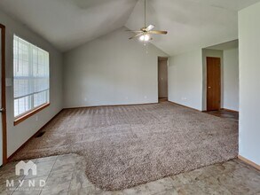 419 S Sherwood Ave in Republic, MO - Building Photo - Building Photo