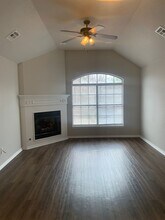 2670 N Valencia Ave in Fayetteville, AR - Building Photo - Building Photo