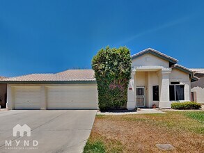 3828 W Mariposa Grande Ln in Glendale, AZ - Building Photo - Building Photo