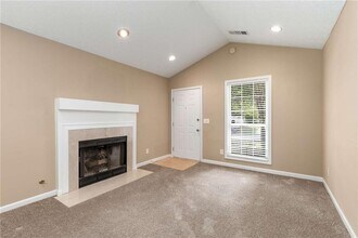 13387 Aventide Ln in Alpharetta, GA - Foto de edificio - Building Photo