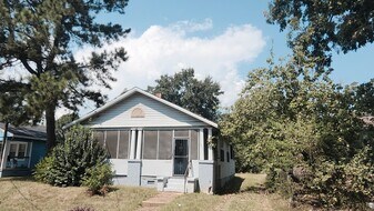 2128 Early St in Montgomery, AL - Building Photo