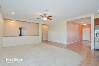 2116 S Thunder Tanner Dr in Tucson, AZ - Foto de edificio - Building Photo