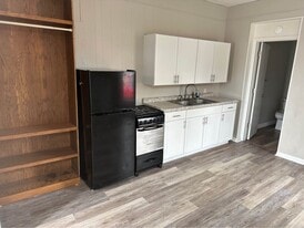 228 E Center st unit 102 in Marion, OH - Building Photo