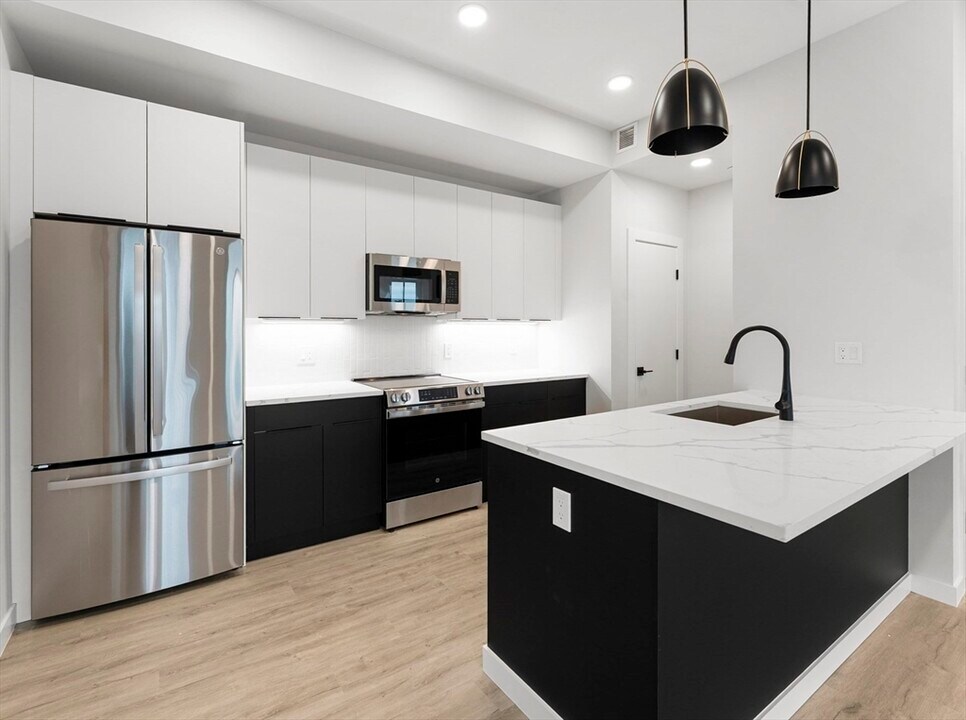 24-28 Mt Pleasant St in Somerville, MA - Foto de edificio