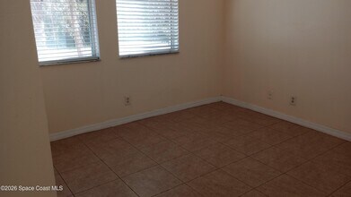 561 Lambert St SW in Palm Bay, FL - Building Photo - Building Photo