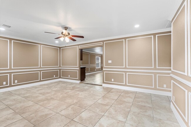 property at 3611 Wyoming St