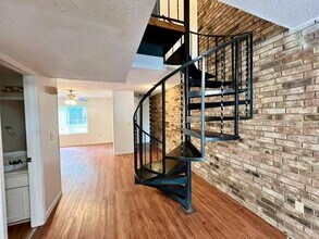 280 S Hill Ave in Fayetteville, AR - Building Photo - Building Photo