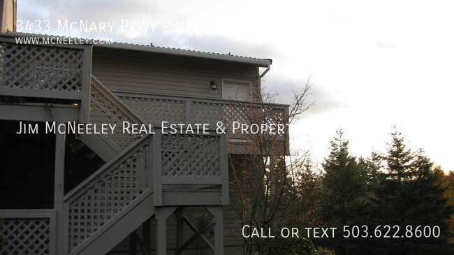 property at 3433 McNary Pkwy