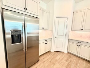 159 W Coralburst Lp in Montgomery, TX - Building Photo - Building Photo