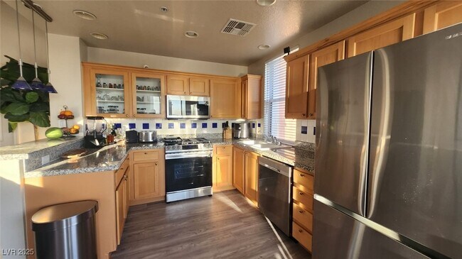 property at 15 E Agate Ave