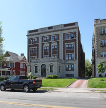 Shelbourne Apartments in Rochester, NY - Building Photo - Building Photo